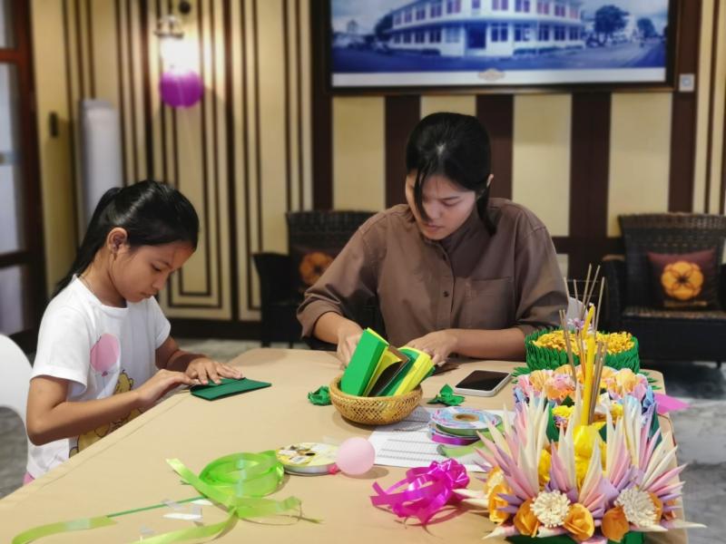 รวมภาพบรรยากาศกิจกรรม "Origami Krathong Workshop" เมื่อวันที่ 24-27 พฤศจิกายน 2566